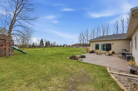 Exterior - 212 Chestnut Dr, Horace, ND 58047 photo 4 of 7