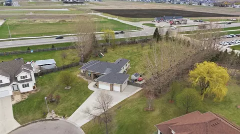 View/Area - 212 Chestnut Dr, Horace, ND 58047 photo 3 of 12