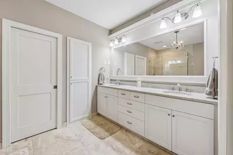 Bath - 280 Bellwether Path, Wayzata, MN 55391 photo 1 of 4