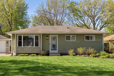 1926 Pine St, White Bear Lake, MN 55110