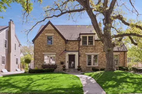 4913 Bruce Ave, Edina, MN 55424
