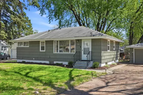 4851 2 12 St NE, Fridley, MN 55421