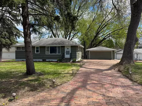 4851 2 12 St NE, Fridley, MN 55421