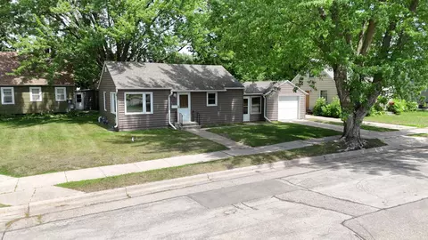 View/Area - 401 13th Ave NE, Austin, MN 55912 photo 5 of 5