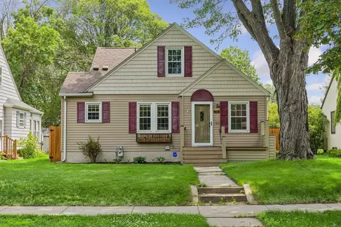 4136 Abbott Ave N, Robbinsdale, MN 55422
