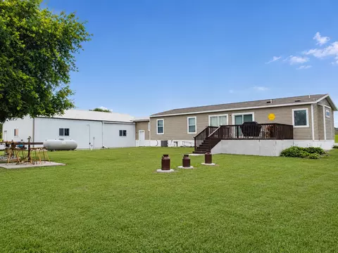 Exterior - 46112 County Highway 14, Perham, MN 56573 photo 3 of 26