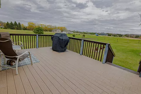 Exterior - 46112 County Highway 14, Perham, MN 56573 photo 11 of 26