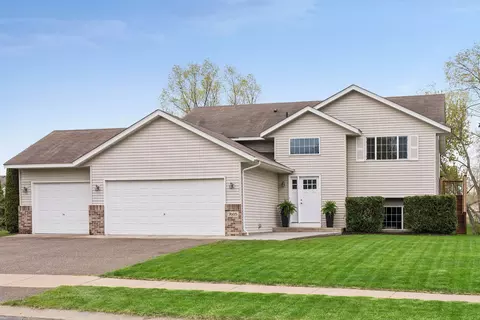 7605 387th St, North Branch, MN 55056