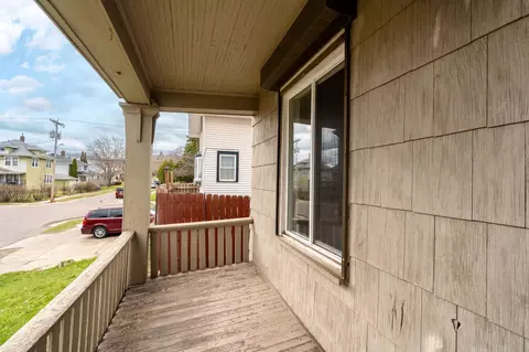 Exterior - 3019 Restormel St, Duluth, MN 55806 photo 5 of 9