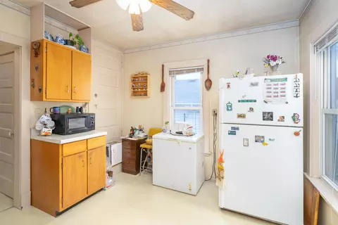Kitchen - 3019 Restormel St, Duluth, MN 55806 photo 4 of 4