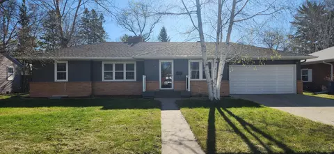 1222 15th St S, Moorhead, MN 56560