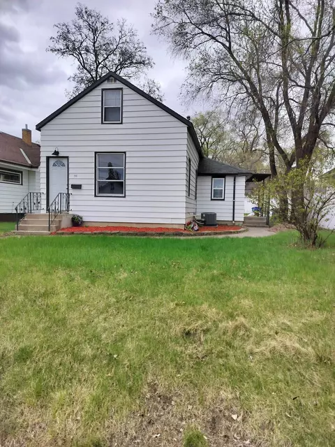 706 E Saint Germain St, Saint Cloud, MN 56304