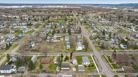 View/Area - 1907 E 4th St, Superior, WI 54880 photo 4 of 5
