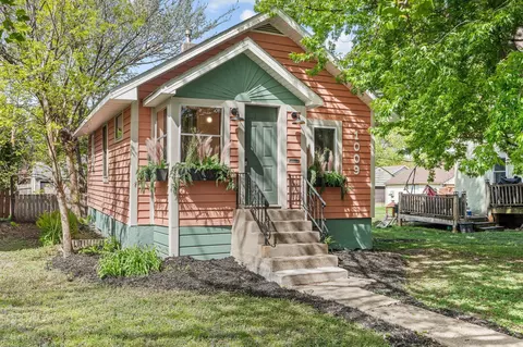 1009 Watson Ave, Saint Paul, MN 55102