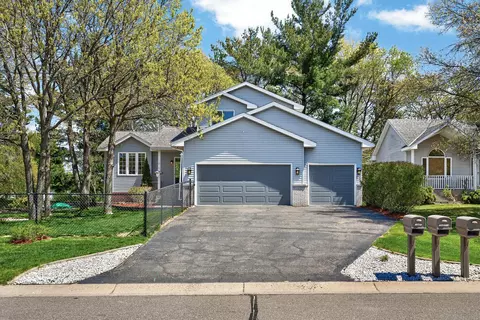 15493 Yellow Pine St NW, Andover, MN 55304