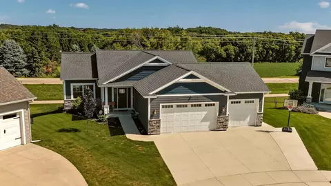 695 Marcus Pl NE, Byron, MN 55920