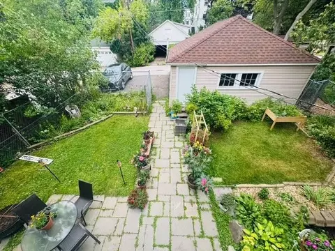 Exterior - 2327 E 4th St, Duluth, MN 55812 photo 4 of 5