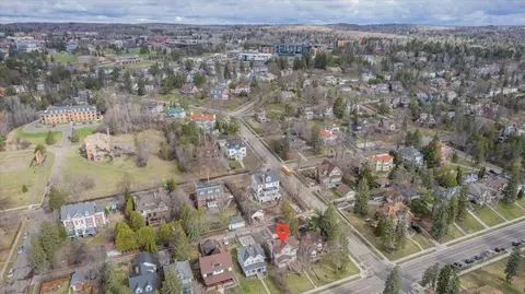 View/Area - 2327 E 4th St, Duluth, MN 55812 photo 3 of 4