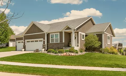 4624 Arctic Fox Rd NW, Rochester, MN 55901