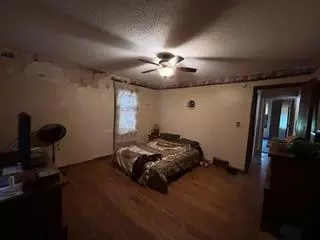 Bedroom - 2464 Legend St, Mora, MN 55051 photo 2 of 3