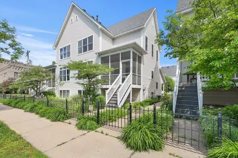 724 E 25th St, Minneapolis, MN 55404