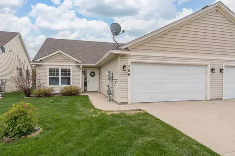 709 Tomahawk Ct, Madison Lake, MN 56063
