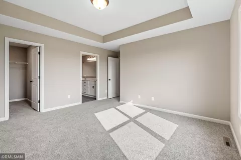 Bedroom - 2702 Jacamar Ave NE, Saint Michael, MN 55376 photo 8 of 10