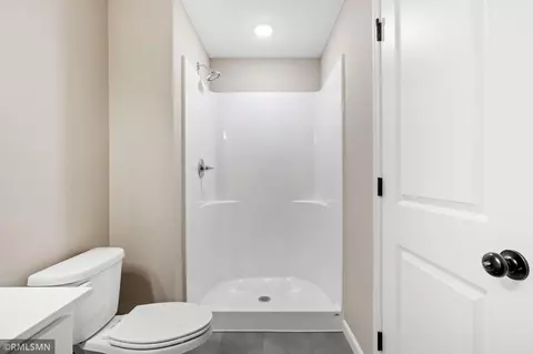 Bath - 2702 Jacamar Ave NE, Saint Michael, MN 55376 photo 2 of 2