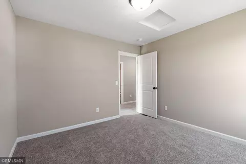 Bedroom - 2702 Jacamar Ave NE, Saint Michael, MN 55376 photo 4 of 10