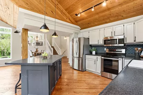 Kitchen - 4785 Mayelin Ave NE, Saint Michael, MN 55376 photo 6 of 6