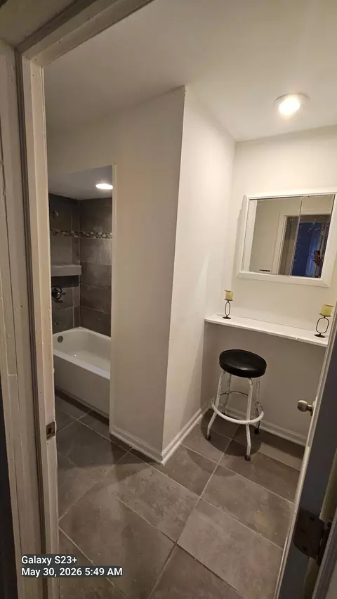 2407 N 4th, Minneapolis, MN 55411