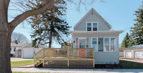 10 7th Ave N, Fargo, ND 58102