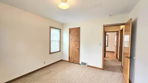 Bedroom - 102 E 9th St, Morris, MN 56267 photo 2 of 4