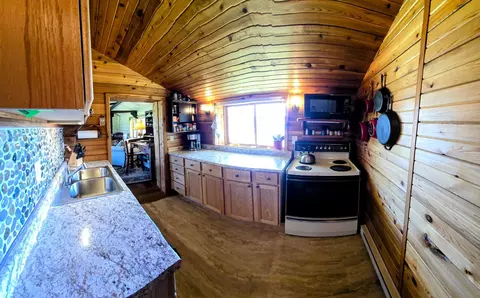 Kitchen - 17801 Bear Crk, Angle Inlet, MN 56711 photo 1 of 3