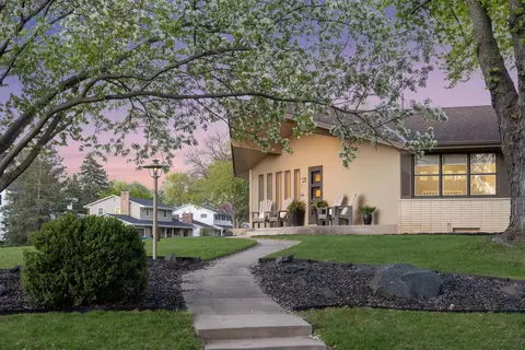 7401 W Shore Dr, Edina, MN 55435