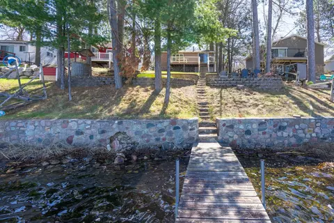 Exterior - 8355 Paradise Beach Rd, Brainerd, MN 56401 photo 4 of 16