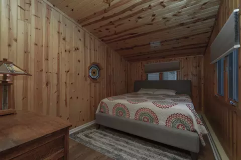 Bedroom - 8355 Paradise Beach Rd, Brainerd, MN 56401 photo 5 of 5