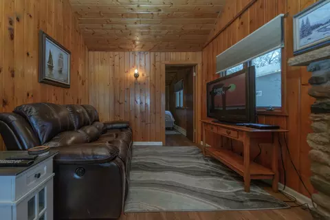 Living - 8355 Paradise Beach Rd, Brainerd, MN 56401 photo 3 of 4