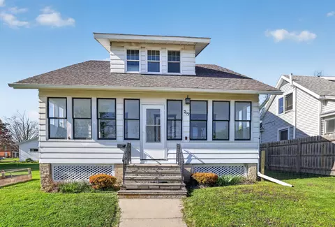 209 W Jefferson St, Spring Valley, MN 55975