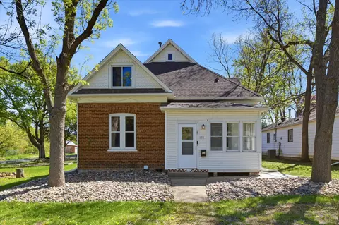 131 Main St N, Shakopee, MN 55379