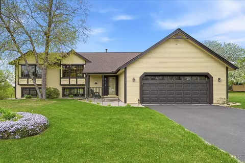 1471 Summit Ave, Saint Paul Park, MN 55071