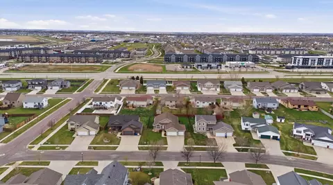 View/Area - 4875 43rd St S, Fargo, ND 58104 photo 8 of 11