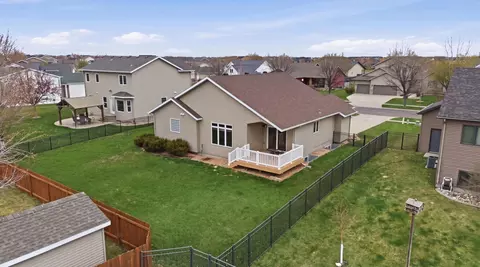 View/Area - 4875 43rd St S, Fargo, ND 58104 photo 1 of 11