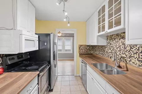 Kitchen - 1415 Oak St, Brainerd, MN 56401 photo 3 of 3