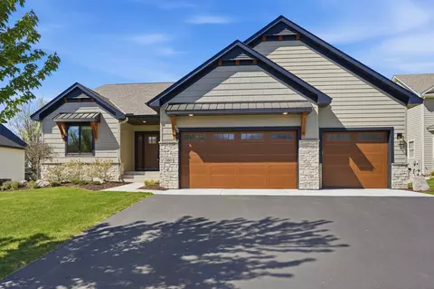 280 Fair Cir, Waconia, MN 55387