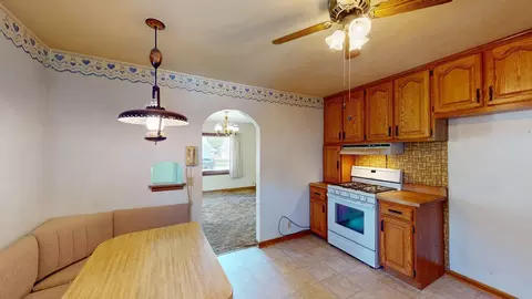 Kitchen - 406 Giles Pl, Albert Lea, MN 56007 photo 3 of 4