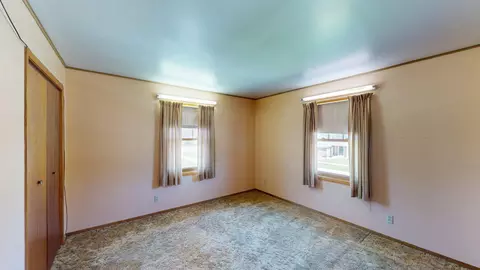 Bedroom - 406 Giles Pl, Albert Lea, MN 56007 photo 7 of 8