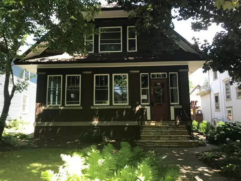 134 Amherst St, Saint Paul, MN 55105