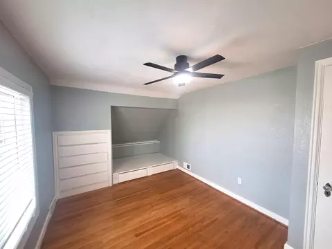 Bedroom - 911 Emmerling Ave, Walhalla, ND 58282 photo 2 of 7