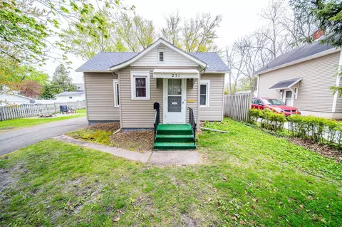 251 Linden Ave, Owatonna, MN 55060
